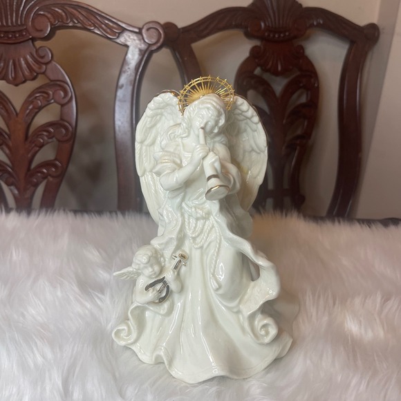 Dillards Other - Vintage Dillard's Trimmings Musical Porcelain Angel Figurine 24KT Accents w/ Box